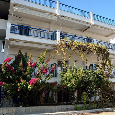 Maria Konstantinidis Apartments Nea Poteidaia Zewnętrze zdjęcie