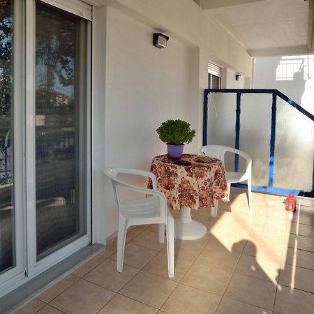 Maria Konstantinidis Apartments Nea Poteidaia Zewnętrze zdjęcie
