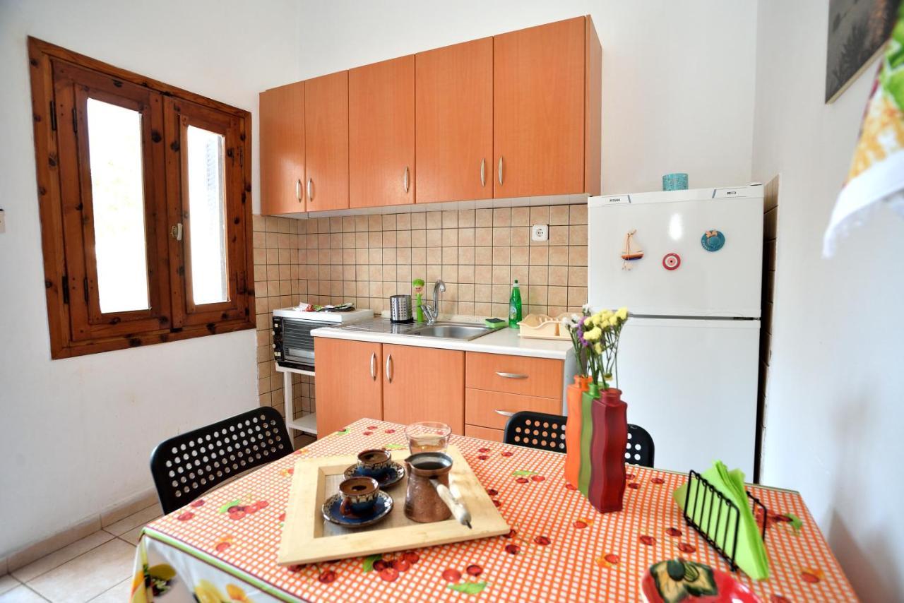 Maria Konstantinidis Apartments Nea Poteidaia Zewnętrze zdjęcie